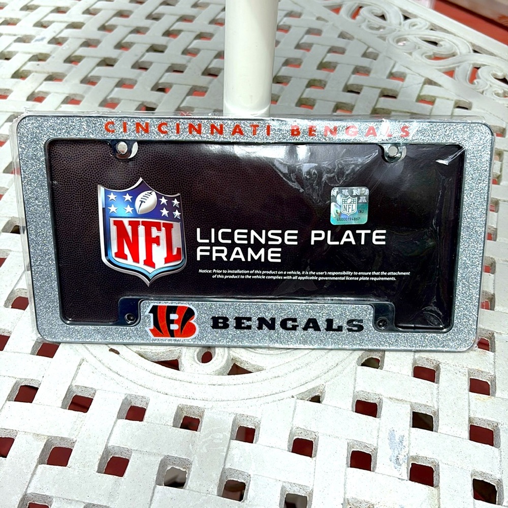 NFL Chrome Plated Metal License Plate Frame. Bling